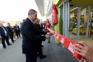 Sieć Biedronka liczy już 2500 sklepów
